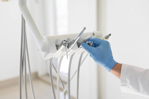 24/7 Emergency Tooth Extraction experts in Robins, IA